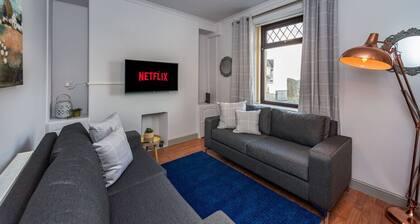 5 Bed Home • Parking • Ideal for Contractors
