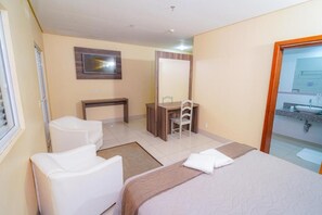 Deluxe suite, balkon, uitzicht op de stad