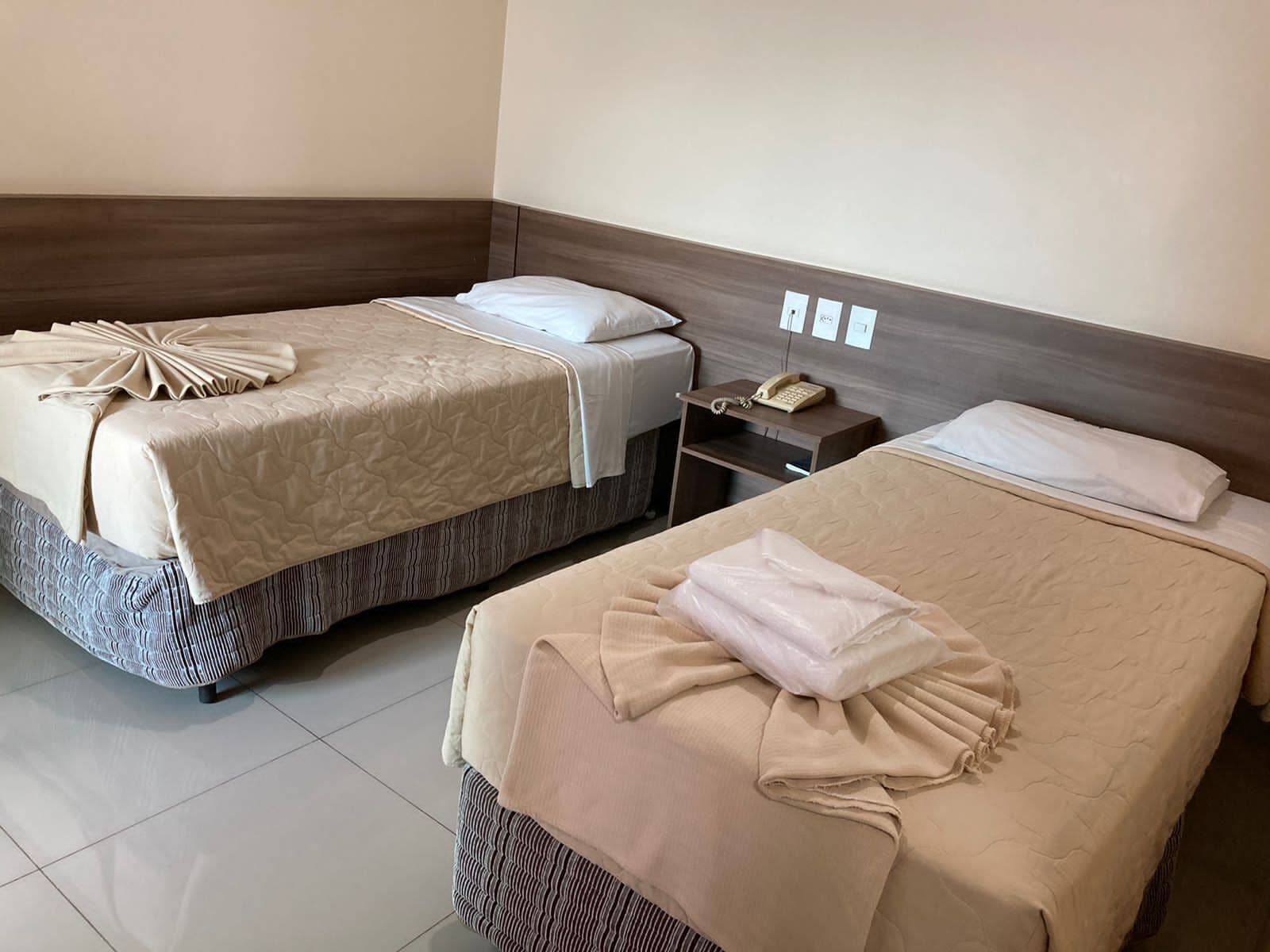 Economy-Zweibettzimmer