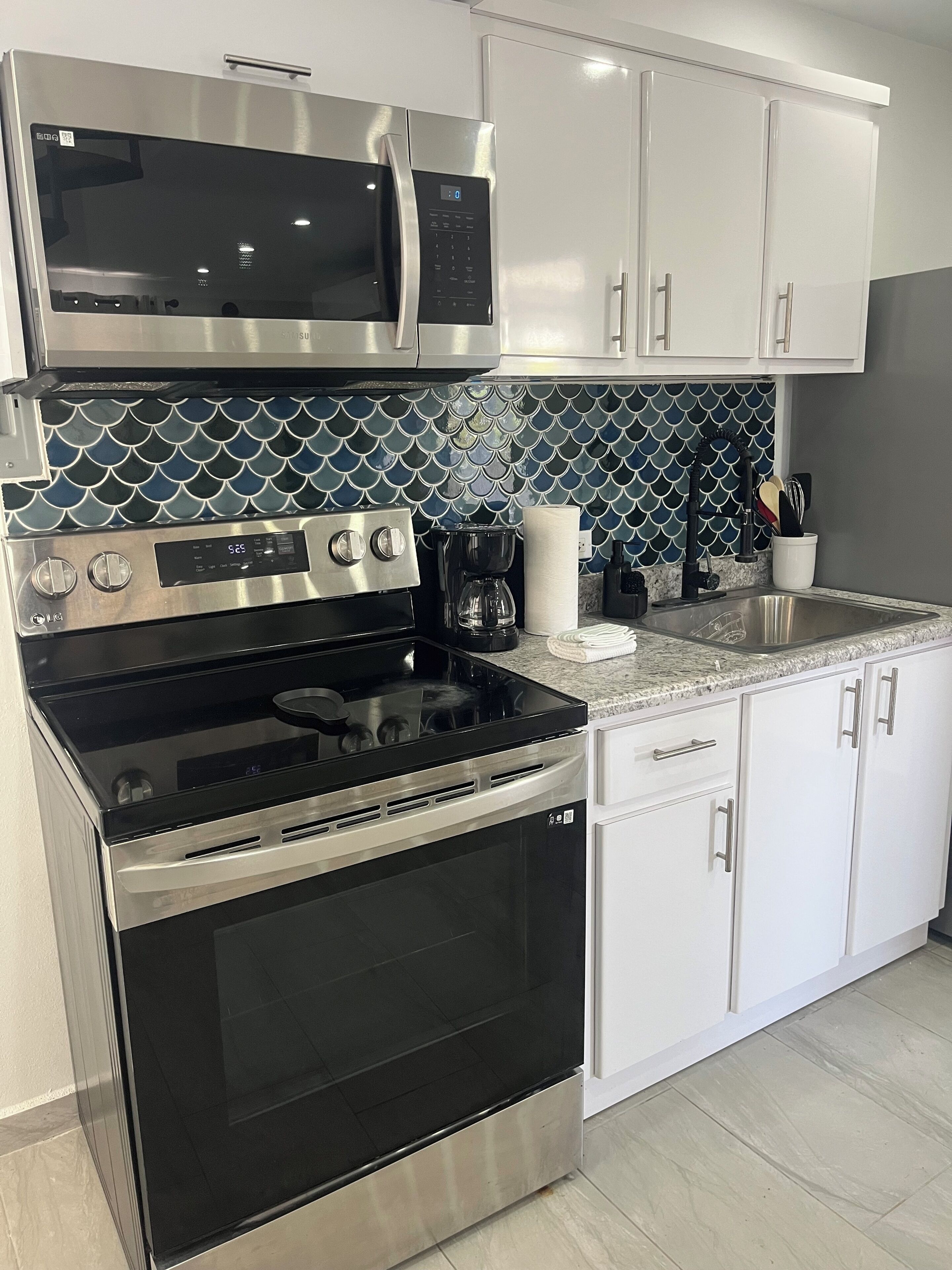 Deluxe-Apartment, Meerblick | Eigene Küche