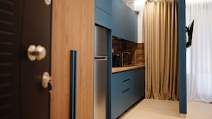 Apartment with Balcony |   전용 주방