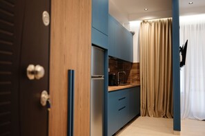 Apartment with Balcony | Private kitchen - Avra Apartments (Sarandë)