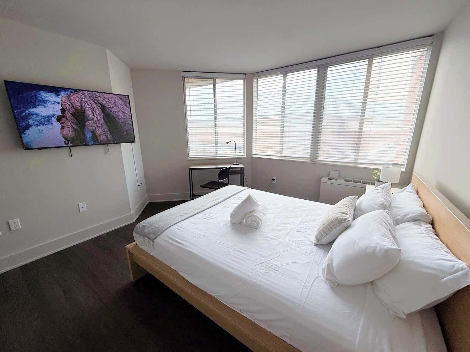 Desk, iron/ironing board, travel crib, WiFi