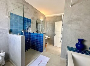 House, 5 Bedrooms, Smoking, Ocean View | Bathroom - Beach House Hammamet (Hammamet)