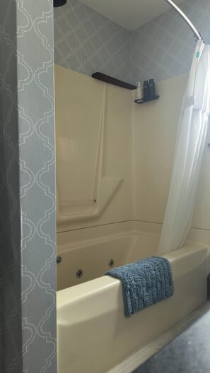 Towels, soap, toilet paper