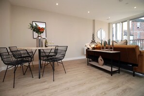 Interior - NEW! 2BR Home in City Centre with Private Balcony (Cardiff)