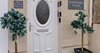 1 Bed Home • Parking • Great for Contractors