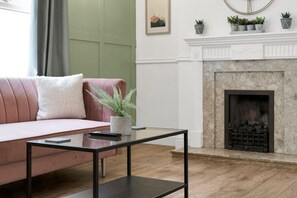 TV - Pontcanna Paradise | 5 Mins to Centre | Fast Wifi (Pontcanna)