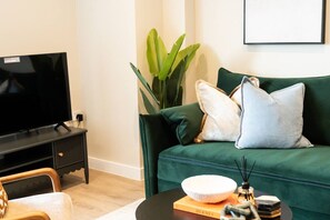 TV - Cardiff Bay | Free Parking & Wifi | Great Loc… (Cardiff)