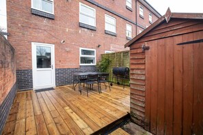 Outdoor dining - Beautiful Cardiff Wharf| Free Parking | WaterViews (Cardiff)