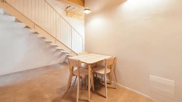 Chambre Triple Confort, vue jardin | Restauration