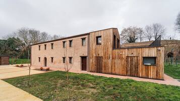 Chambre Confort, vue parc, dans la tour | Extérieur
