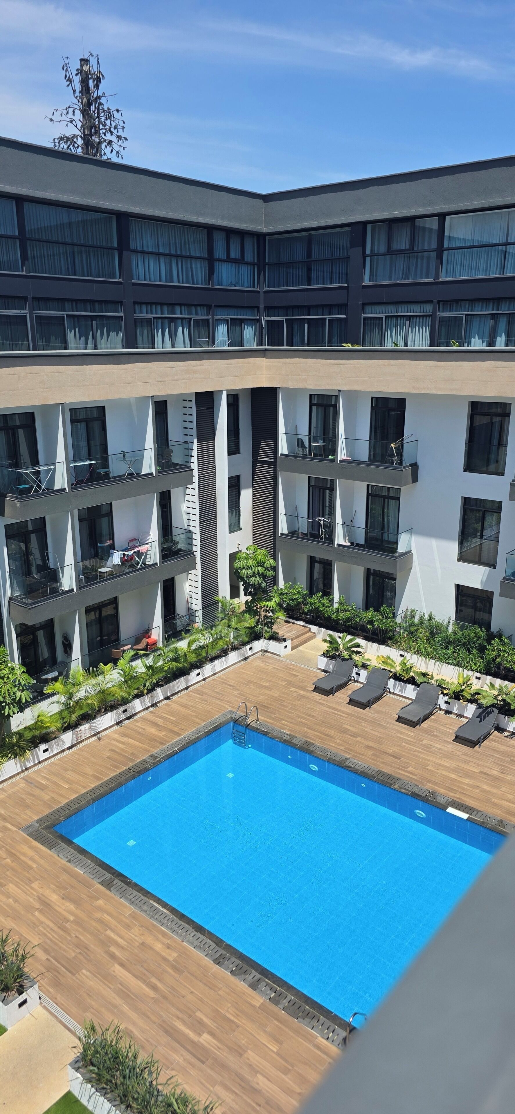 Economy-Studiosuite, Balkon | Pool