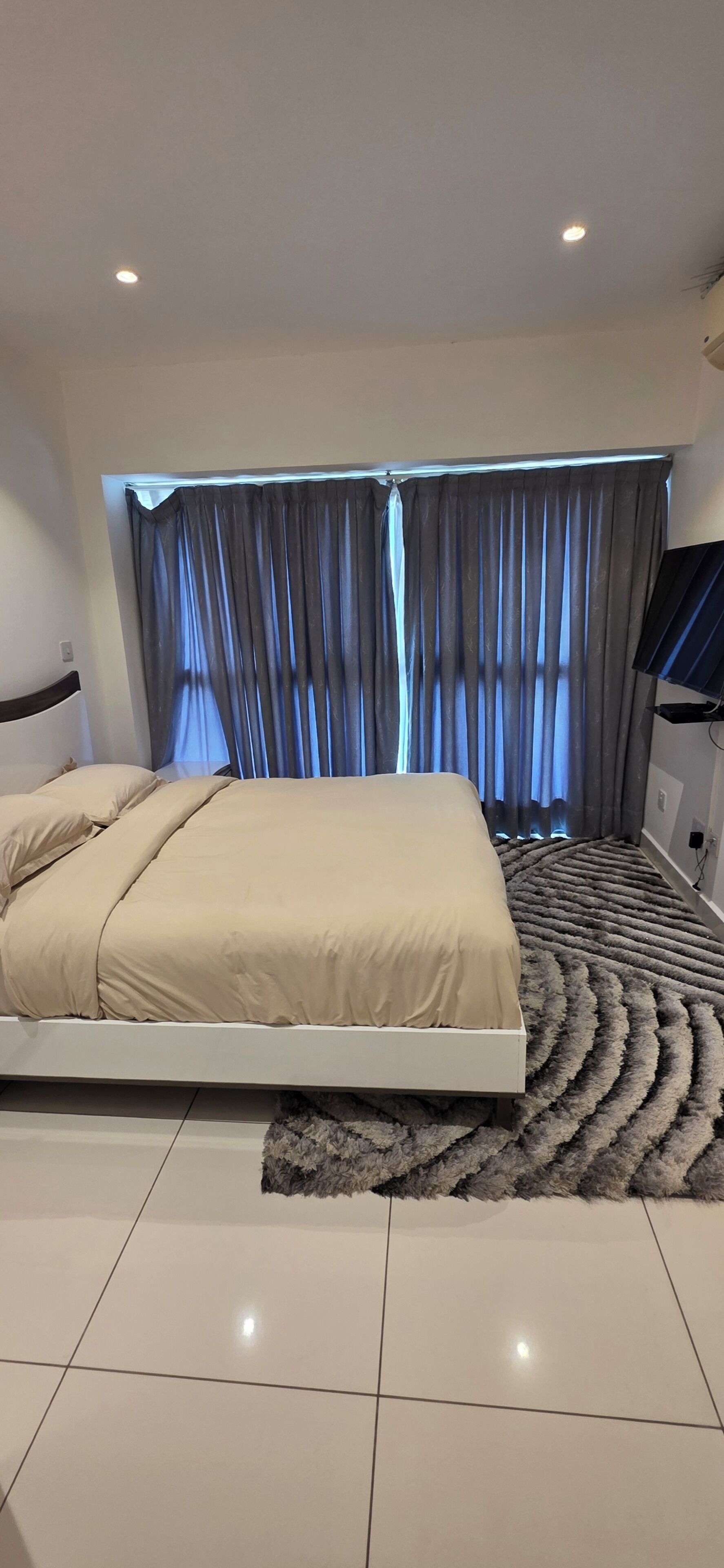 高级顶层房, 阳台