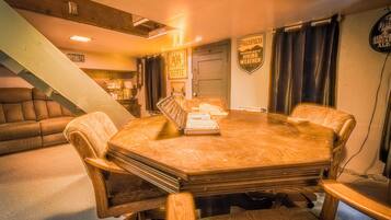 House, Balcony, Garden View | Dining