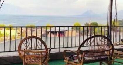 Retreat at Paradise Peak