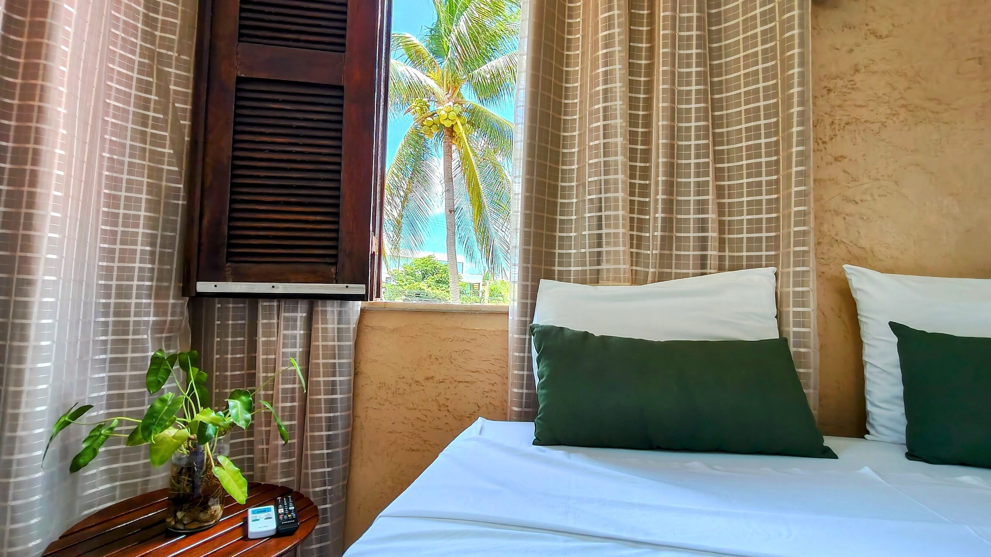 Quarto casal conforto, vista para a cidade