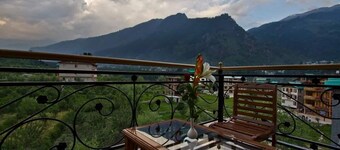 Mountain Green Villa