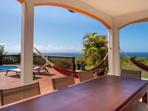 Outdoor dining - Villa O'Bed, breathtaking sea view and private pool for 6 guests (Grand-Bourg)