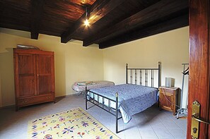 Room - Vrbo Property (San Sabino-basanello)