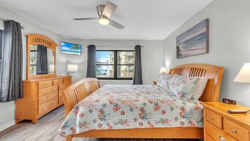 Condo, Multiple Beds (Madeira Place #201)