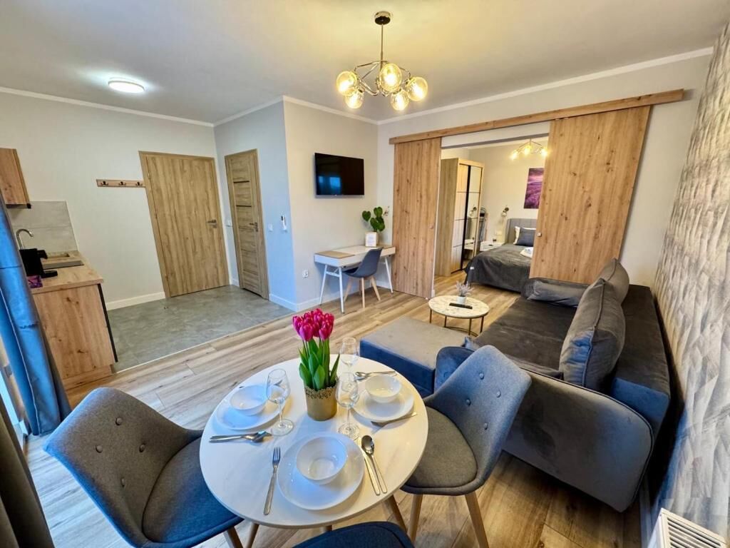 Familien-Suite, Balkon, Gartenblick | Innenbereich