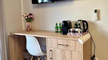 Deluxe-Doppelzimmer, Balkon, Stadtblick | Innenbereich