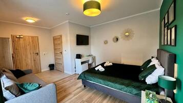 Dobbeltrom – deluxe, balkong, hageutsikt | Innvendig