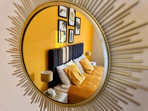 Comfort kamer | Een bureau, gratis wifi