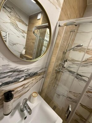 Bathroom - Pokoje Balticus Mrzeżyno (Mrzeżyno)