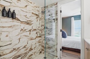 2 Schlafzimmer, Bügeleisen/Bügelbrett, WLAN, Bettw äsche