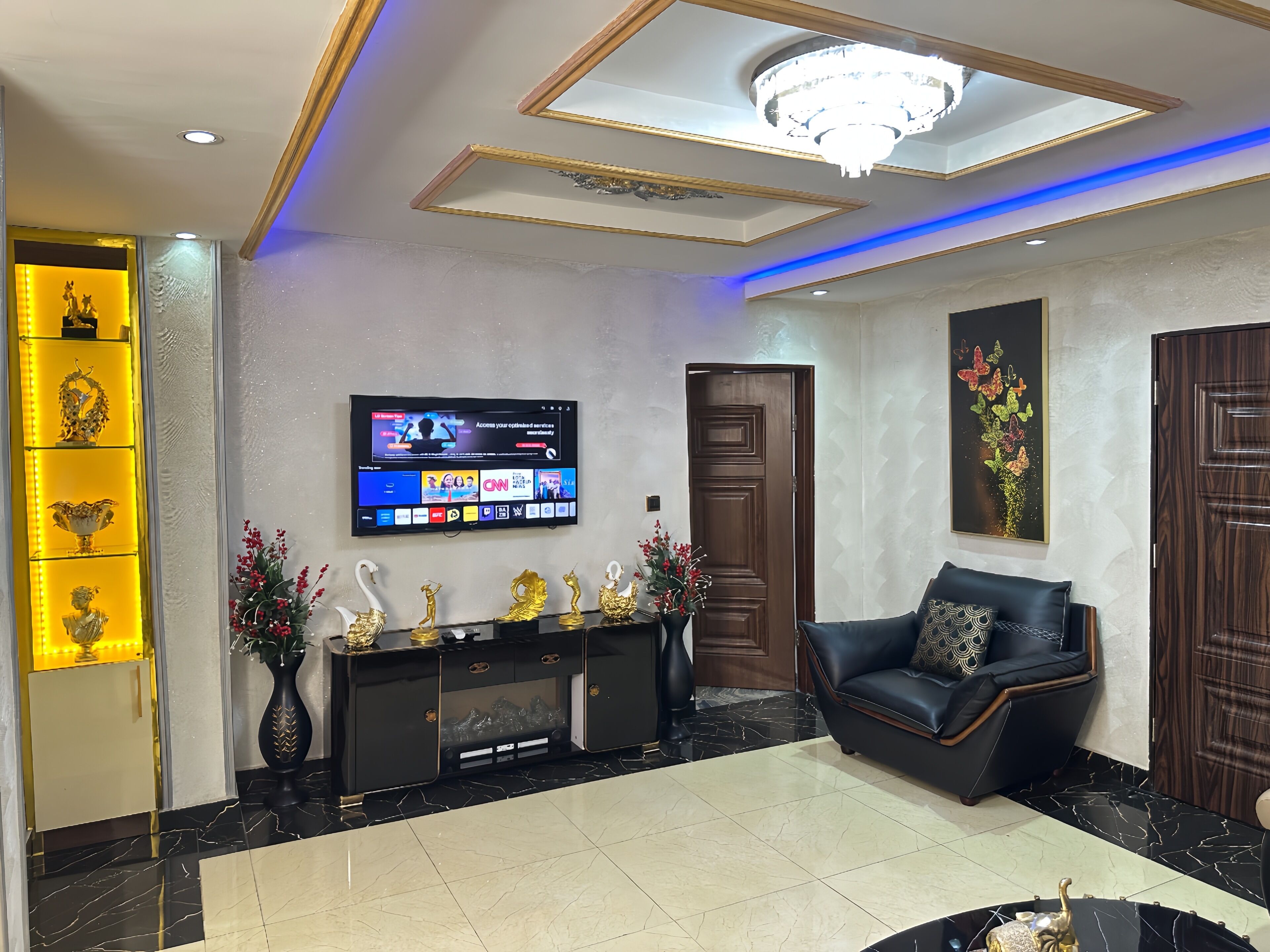 المنشأة من الداخل