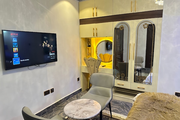 Deluxe Apartment | Interior