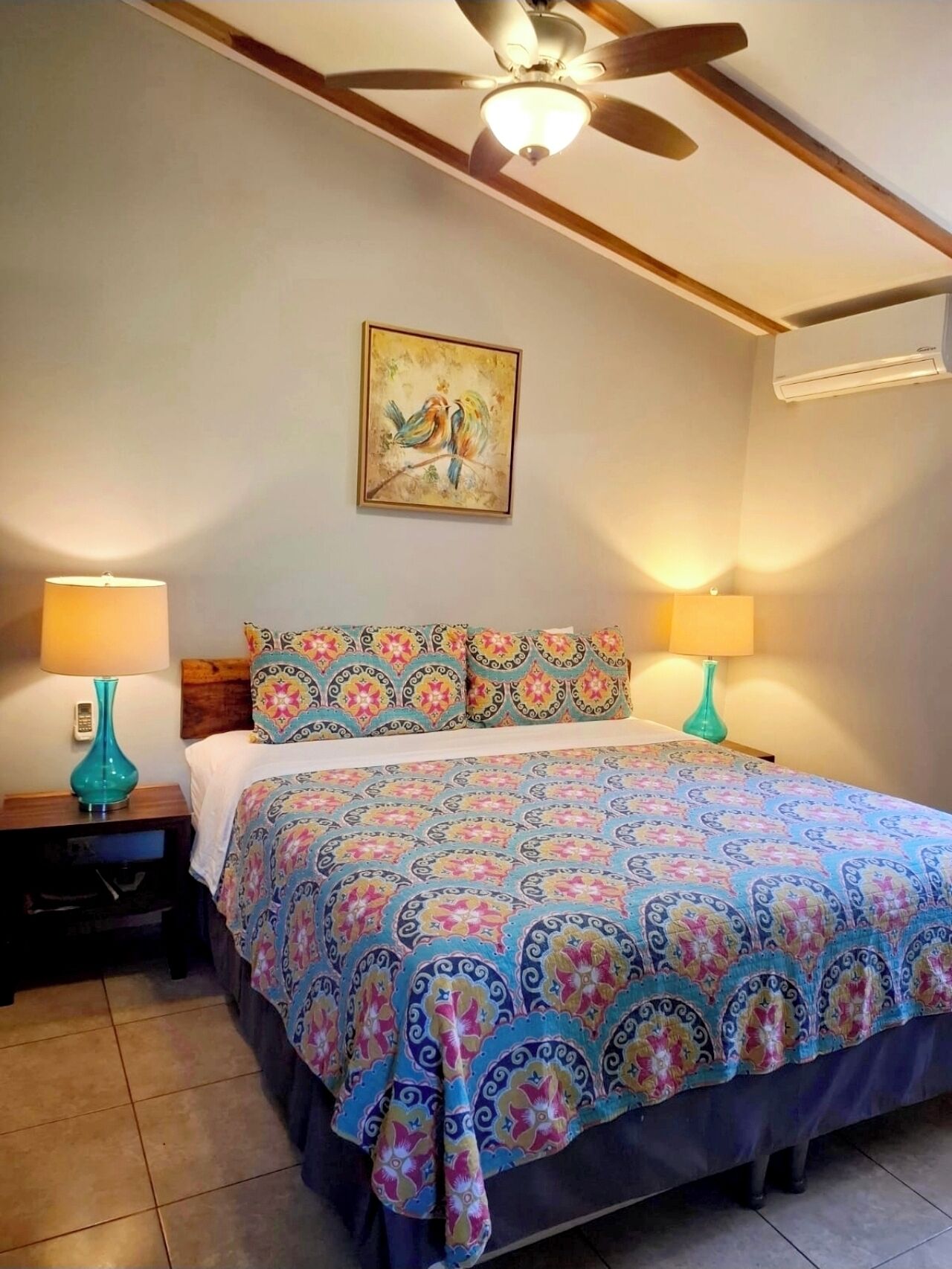 Suite Junior, patio | Décor unique, accès au Wi-Fi (inclus), literie fournie