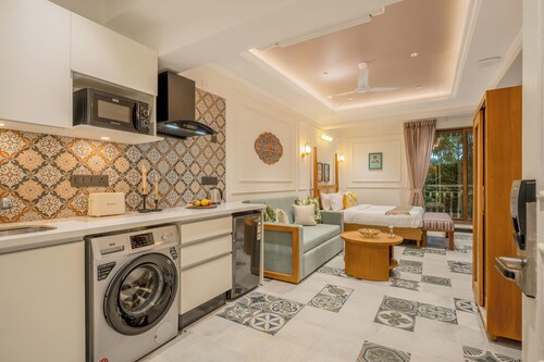 Staymaster Veridian 1BR Studio