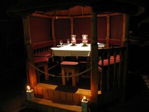 Outdoor dining - The George and Dragon Hotel (Sudbury)