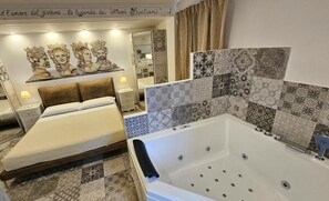 Luxury-Doppelzimmer, 1 Queen-Bett, Bergblick | Badezimmer