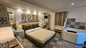 Luxury-Doppelzimmer, 1 Queen-Bett, Bergblick
