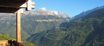 Le Haut Balcon, a sunny high-altitude chalet facing a breathtaking panorama