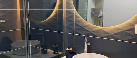 Hair dryer, towels