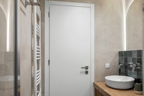 Shower, hair dryer, towels, soap - Luxury 2BR Apartment near the marina, Heart of Piraeus (Pireas)