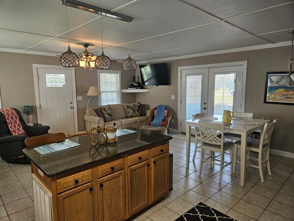 TV - Perfect 2-bedroom house with AC in welcoming Carolina Beach property. (Carolina Beach)