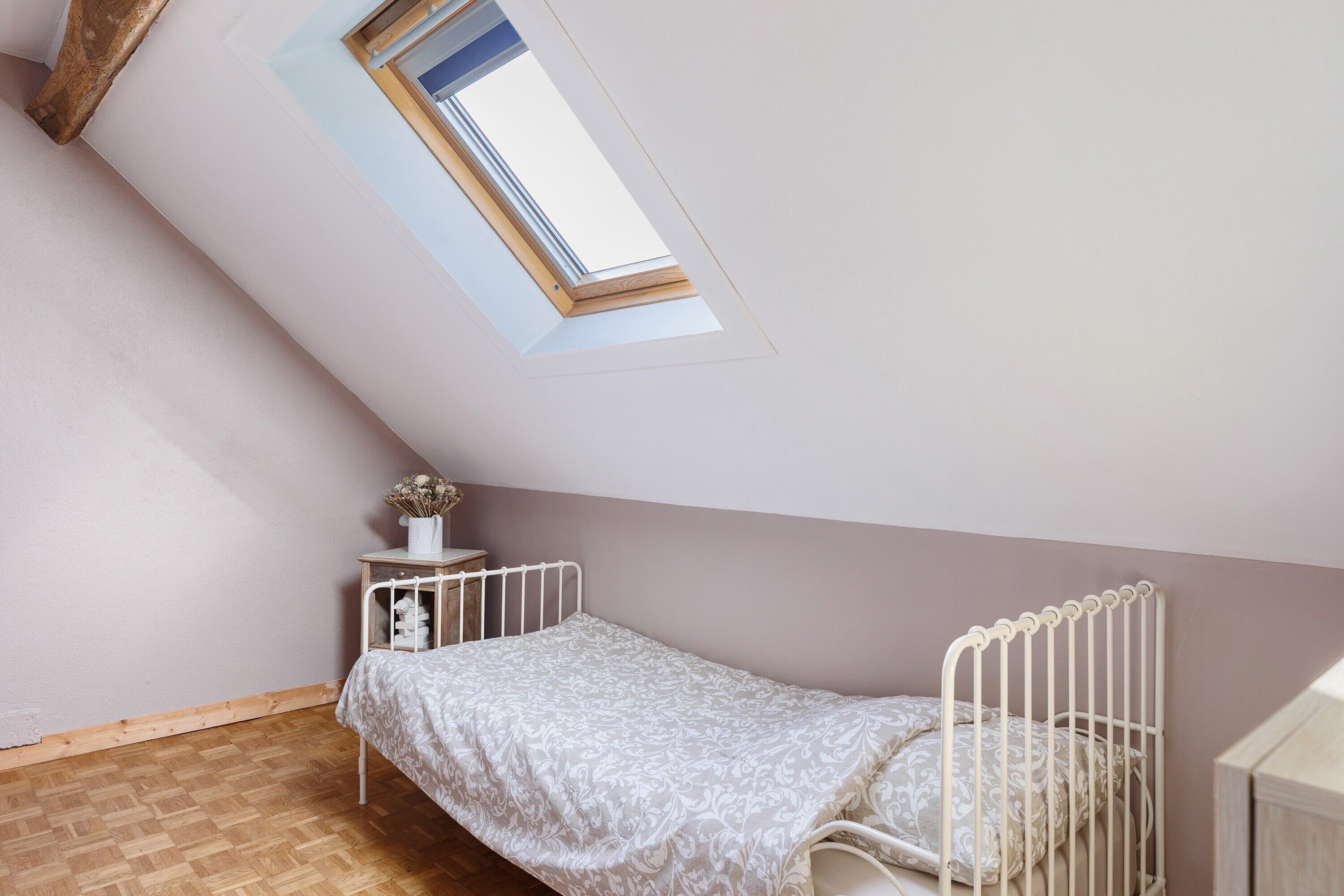 4 chambres, fer et planche à repasser, Wi-Fi, draps fournis