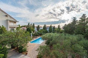 Outdoor pool - One-bedroom apartment Casa Vidasca 104 with the pool and private balcony (Novalja)
