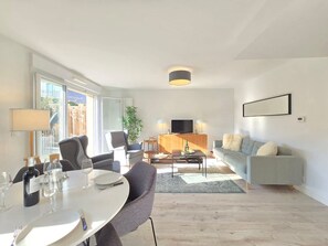 TV - Ty Nomeny, Cozy home near station & town (Vannes)