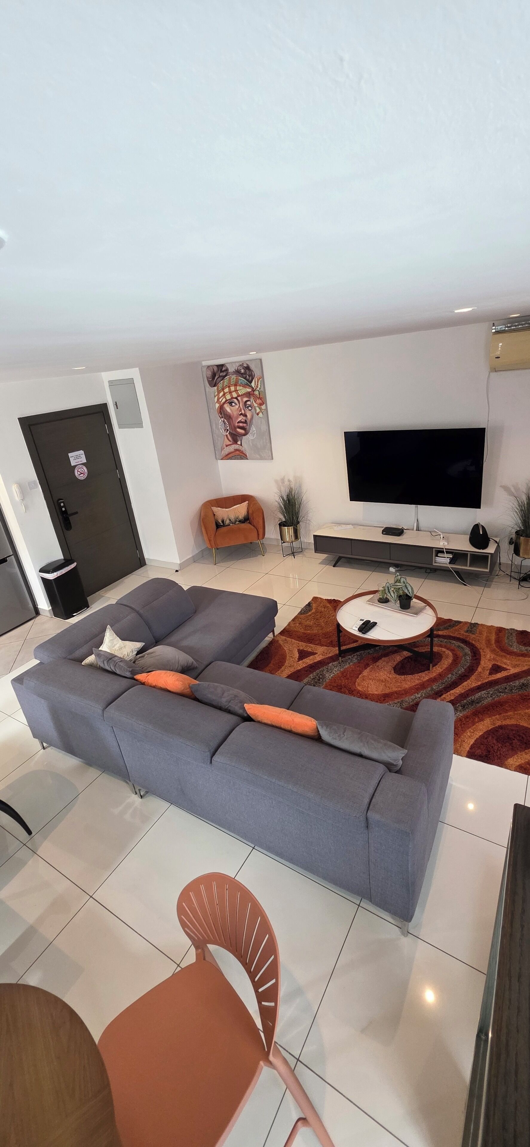 Deluxe Apartment, Balcony | Living area