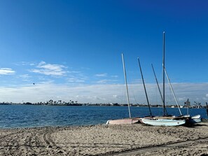 Beach - Waterfront Mission Bay Escape - Steps to the Beach (San Diego)