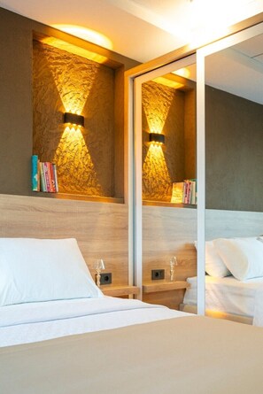 1 bedroom, iron/ironing board, WiFi, bed sheets - Apartment with Pool and Nature Views Near Lara Beach (Antalya)