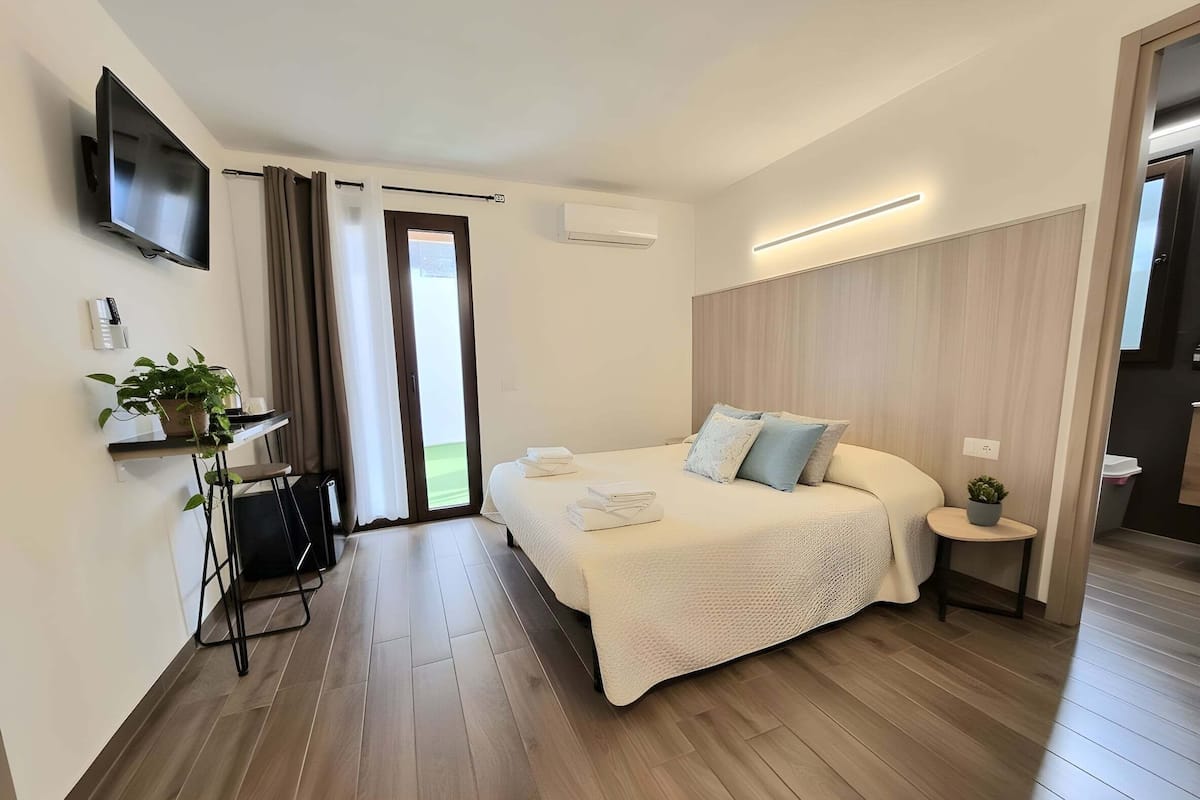 Double Room, Garden View