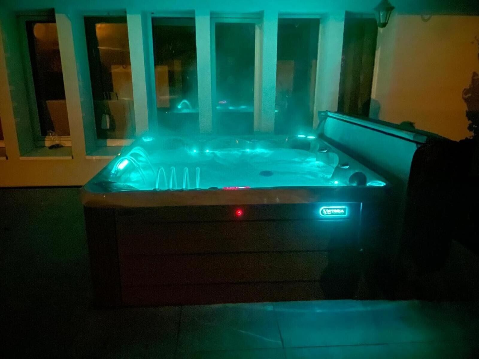 Bain à remous intérieur